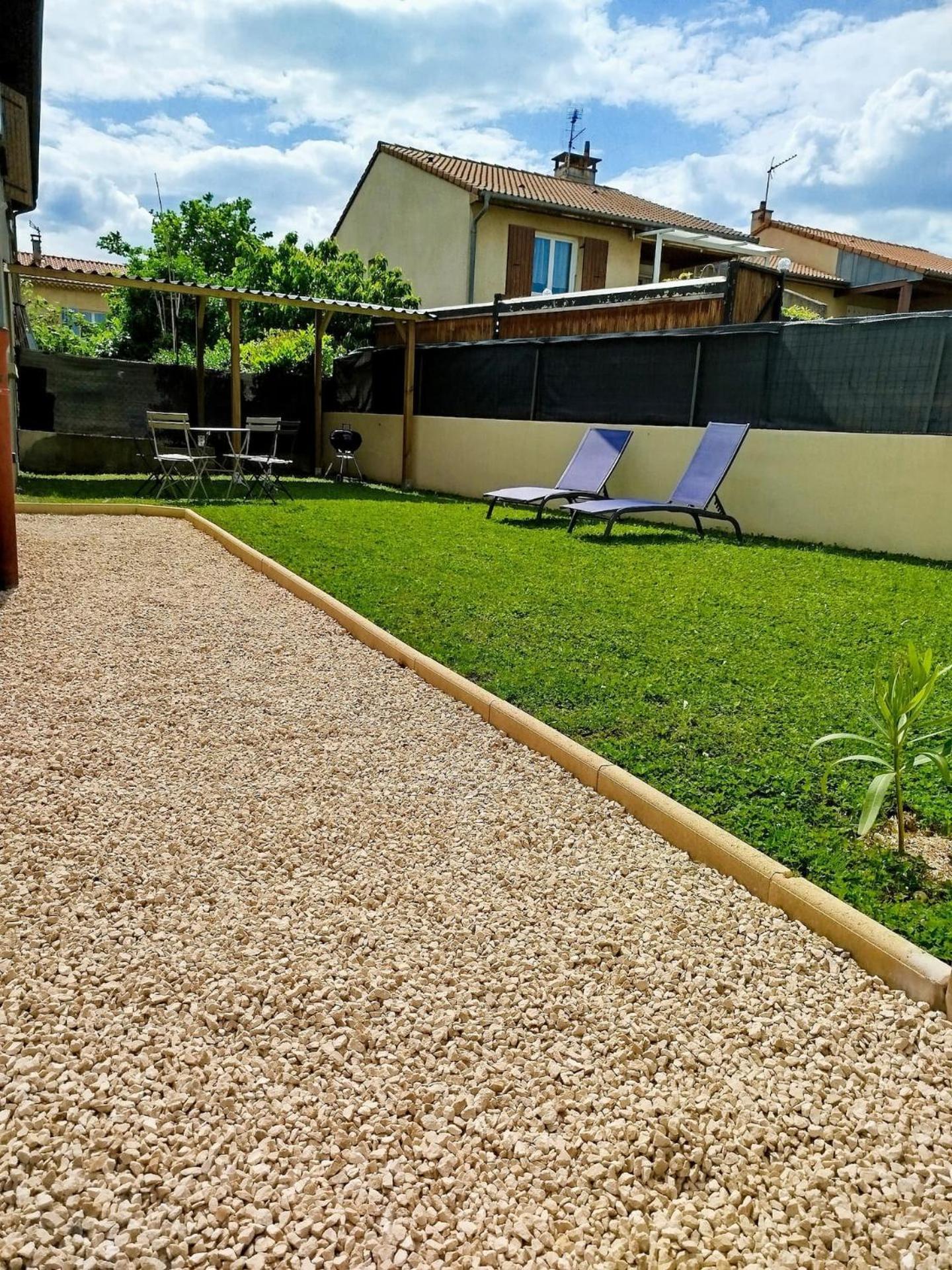 Le Studio Du Doux Tournon-sur-Rhone Luaran gambar